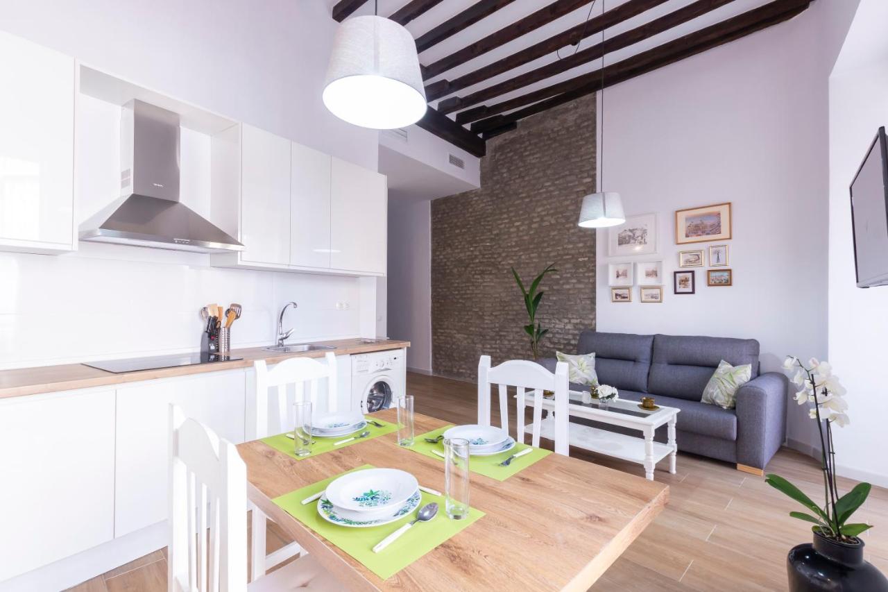 Beautiful&bright Close To The Center Of Appartamento *