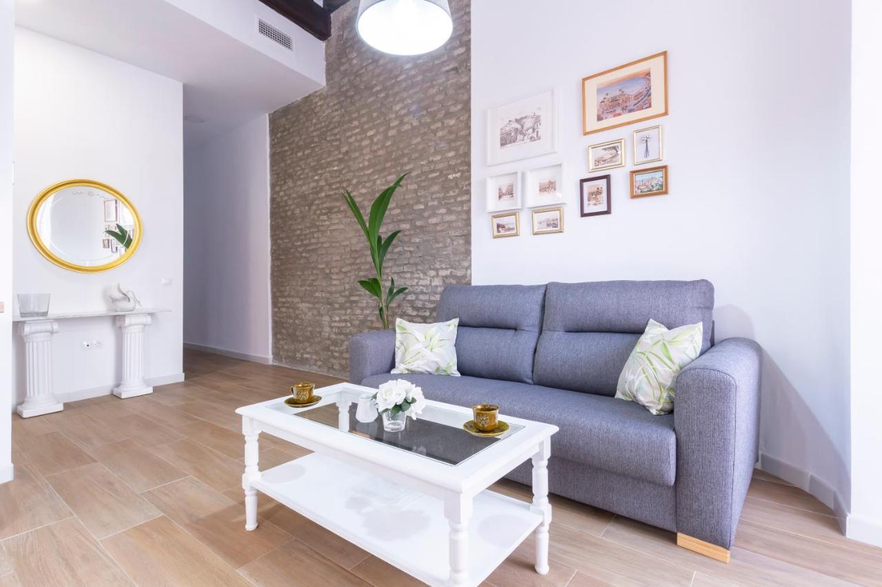 Appartamento Beautiful&bright Close To The Center Of *